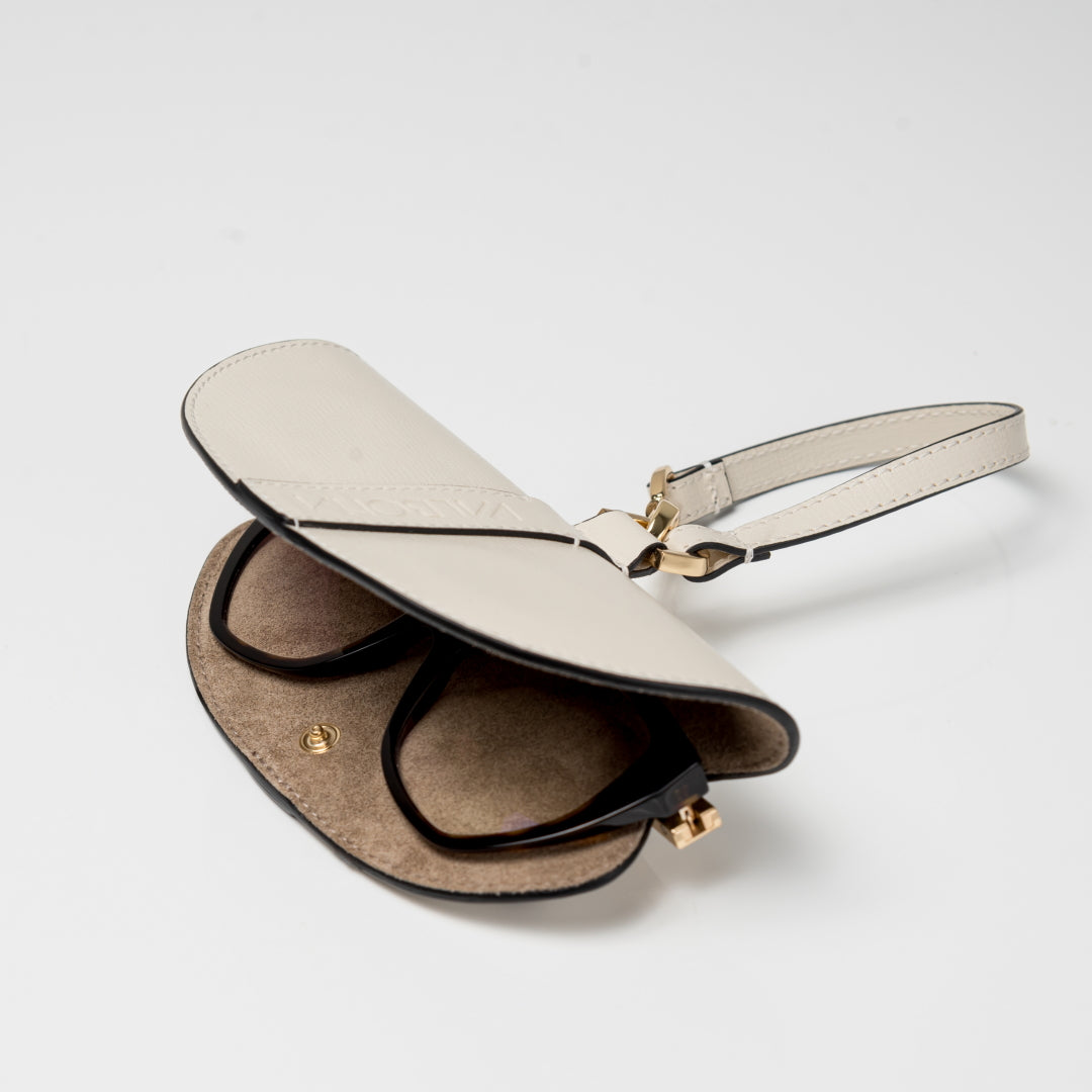 SZEMÜVEGTARTÓ CLUTCH